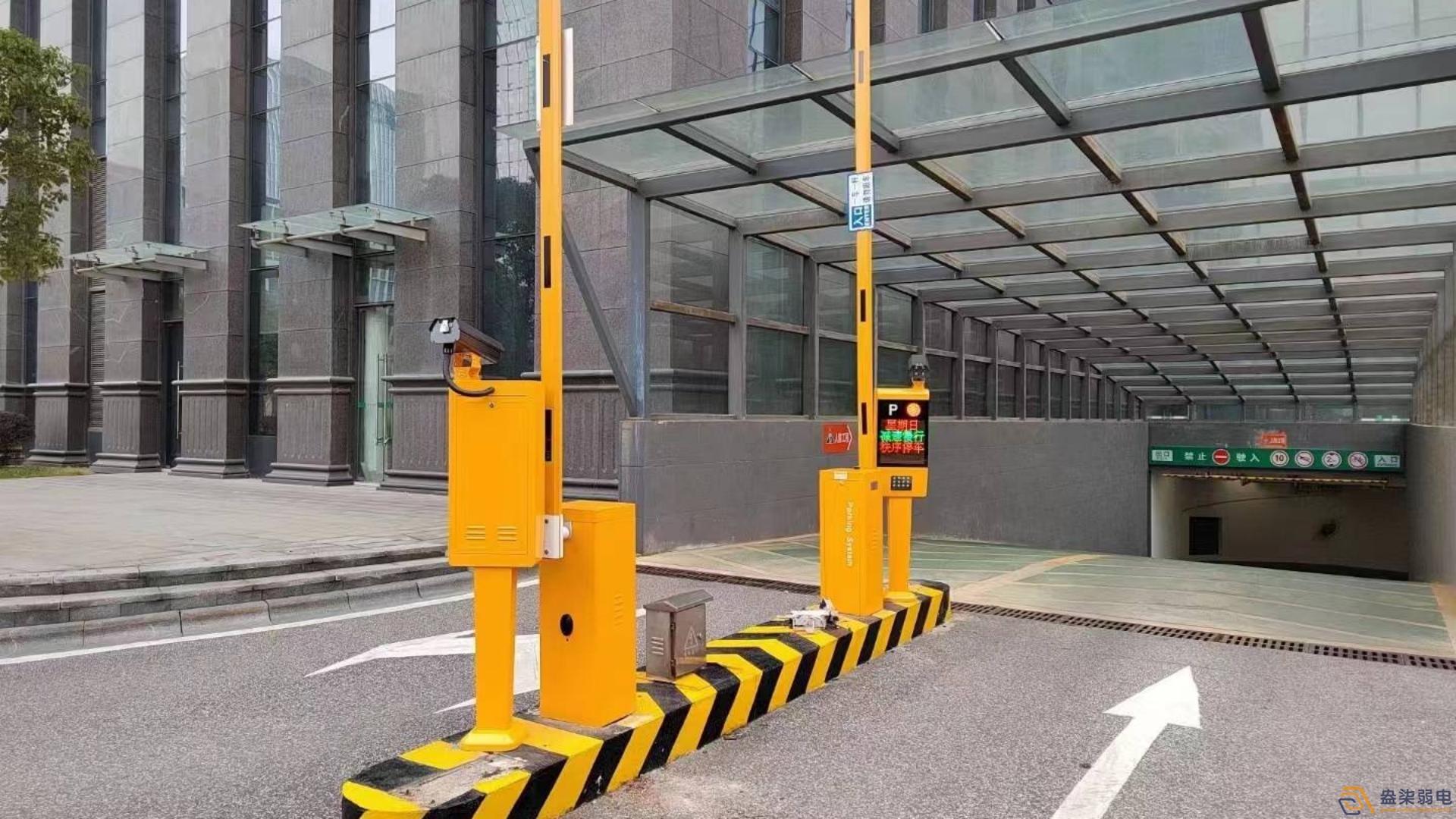 停車場地感線圈防砸系統(tǒng)多少錢一套？