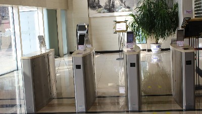 新建工廠人臉訪客機(jī)的優(yōu)勢(shì)在哪里？