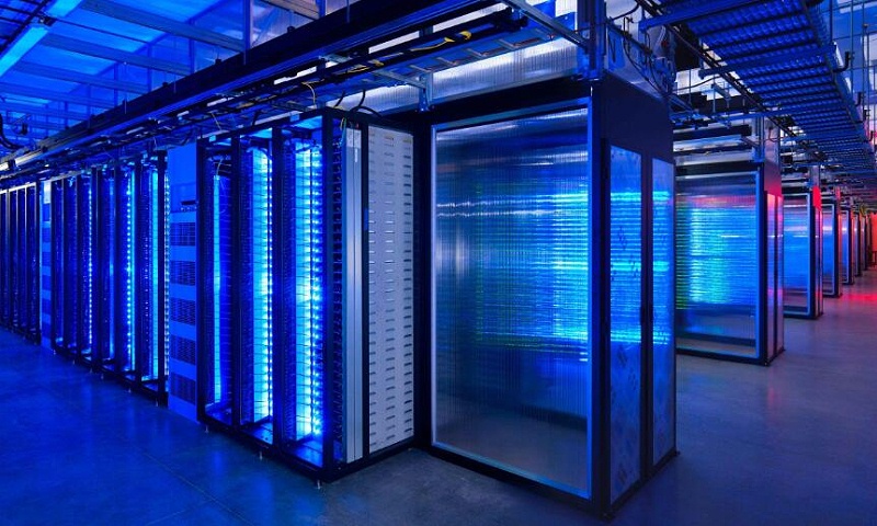 如何建設(shè)一個(gè)能夠支持高密服務(wù)、有效管理和靈活擴(kuò)容的數(shù)據(jù)機(jī)房呢？