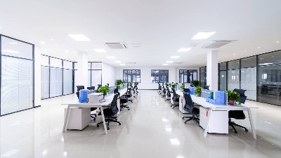 四川零零柒弱電工程公司帶你認(rèn)識，工廠辦公室場景下需要配備哪些安防設(shè)備？