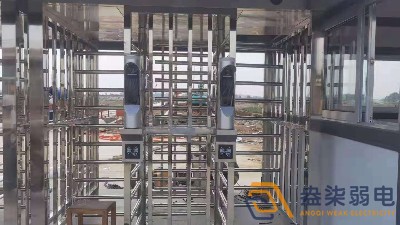 為什么工廠要裝全高轉(zhuǎn)閘？