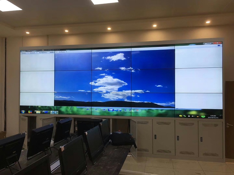 成都弱電公司教你，如何選擇LCD拼接大屏安裝