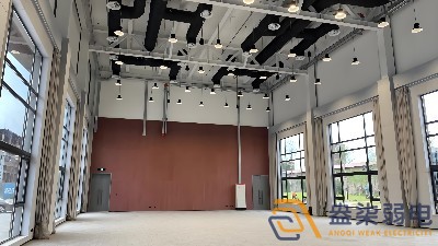 工廠多功能會議廳如何低成本搭建？