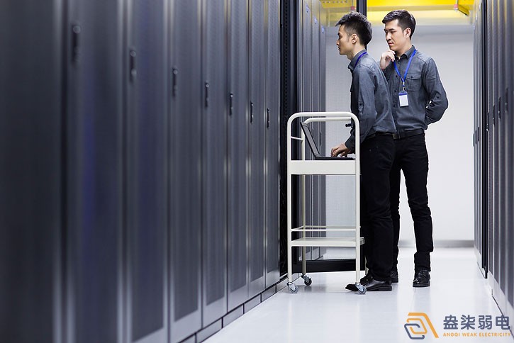 機房維護有多重要？看完就懂