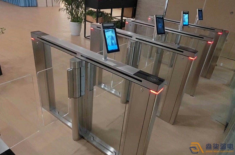 企業(yè)微信禁考勤一體機，快試試！